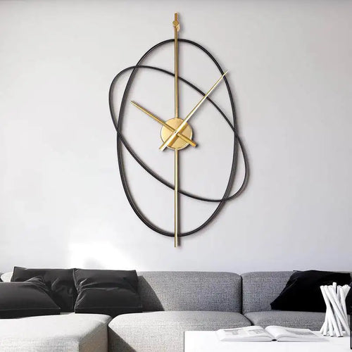 Oval Metal Wall Clock — Minimalist Iron Frame